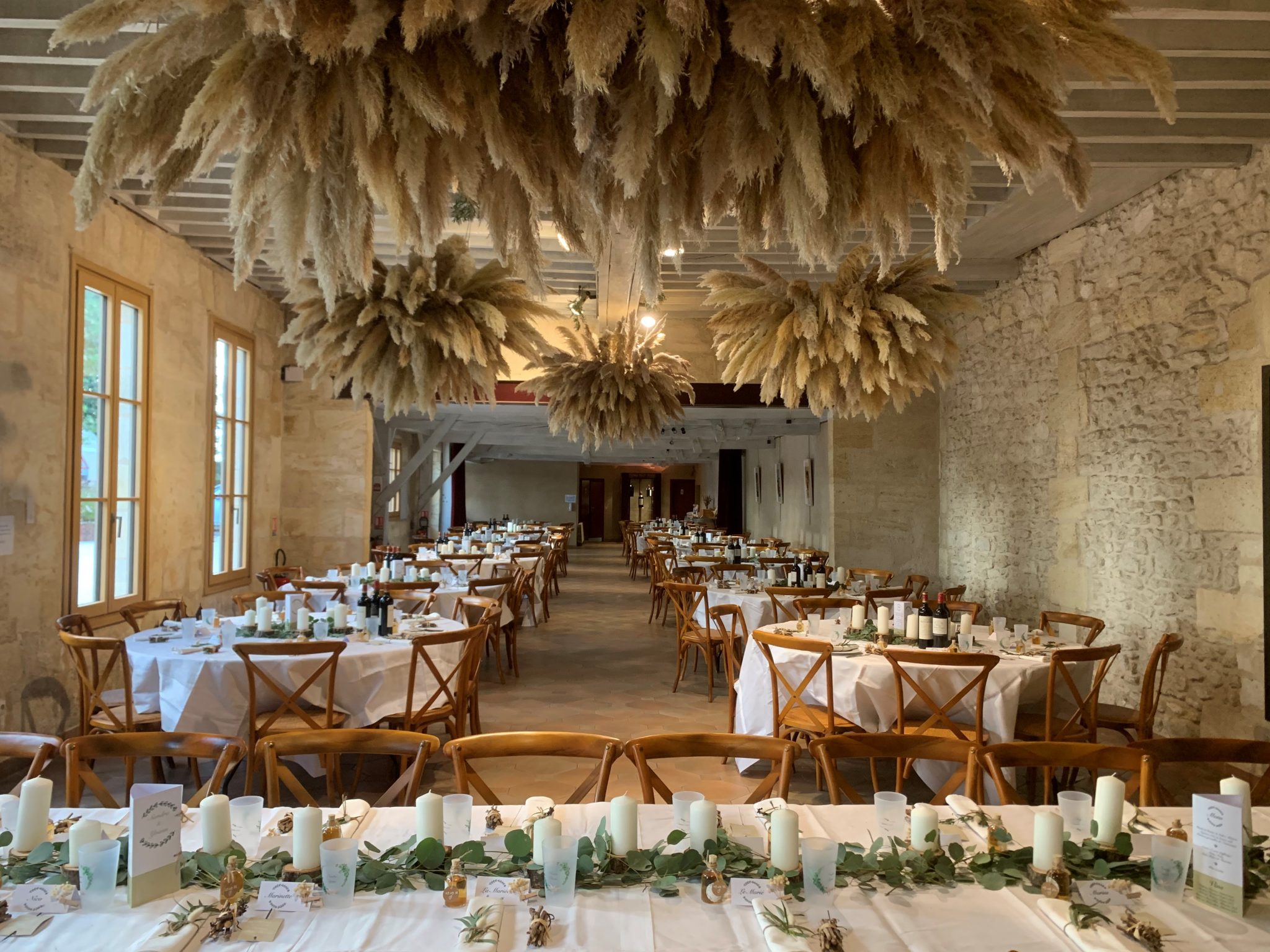 Photo d'une salle de réception de mariage au château Maucaillou