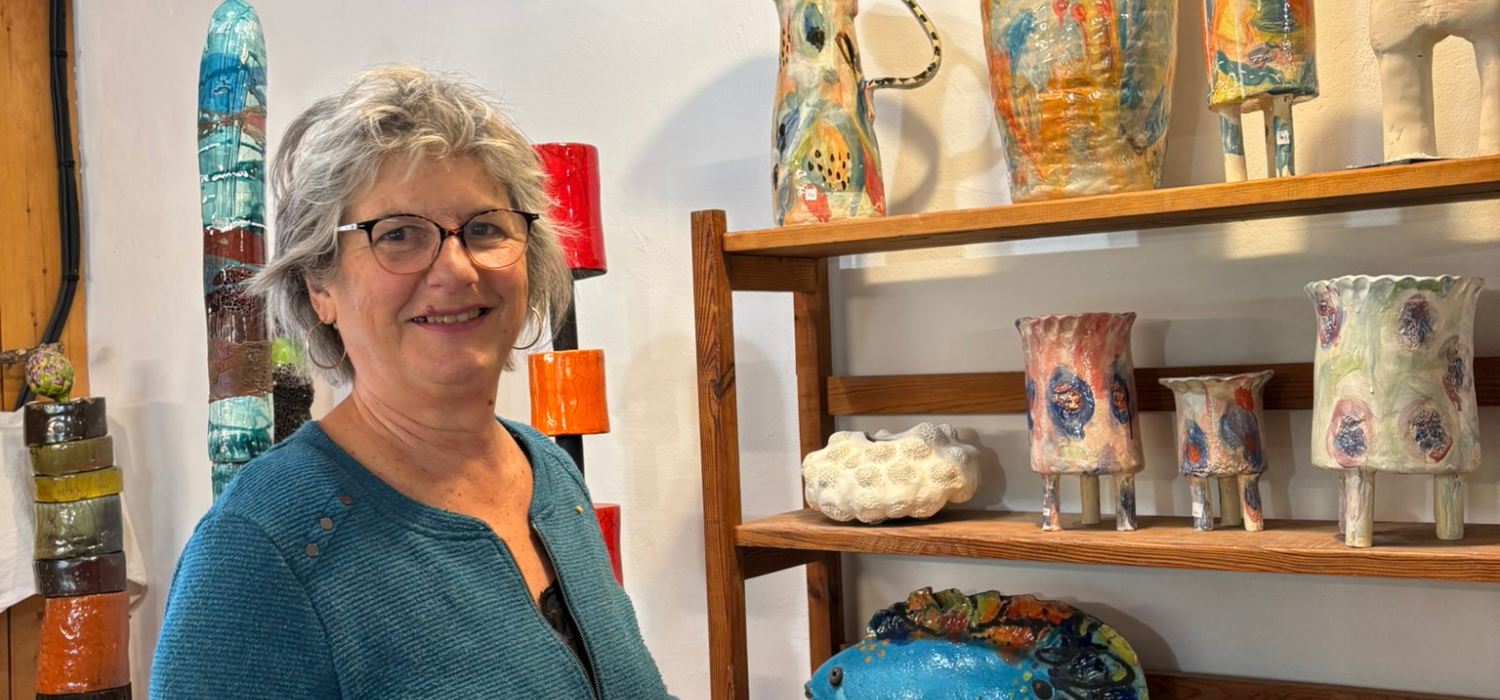 Rencontre avec Clo Ruellan, céramiste au Porge