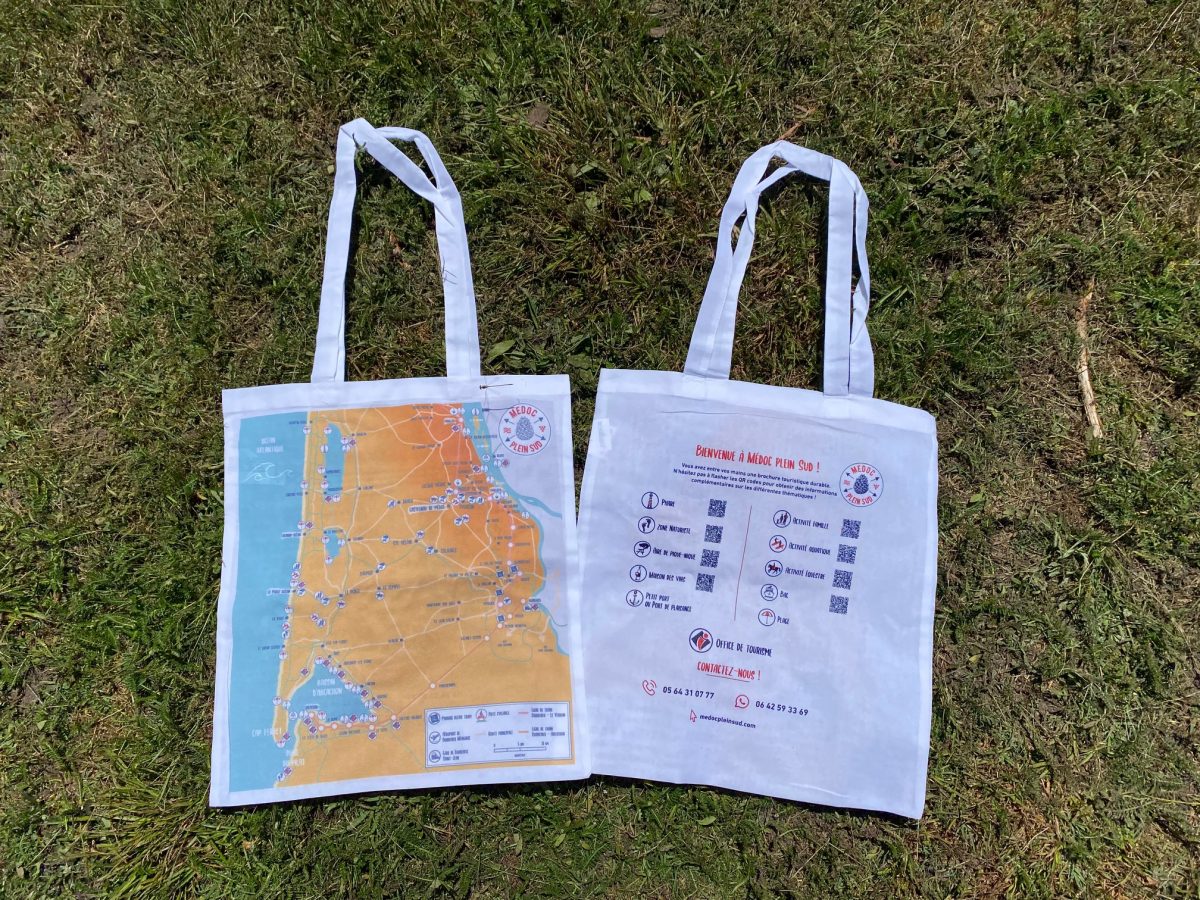 Tote bag