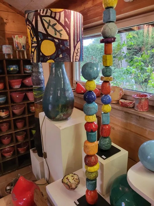 ATELIER DE LAUROS LE PORGE POTERIE RAKU CLAUDINE RUELLAN (2)