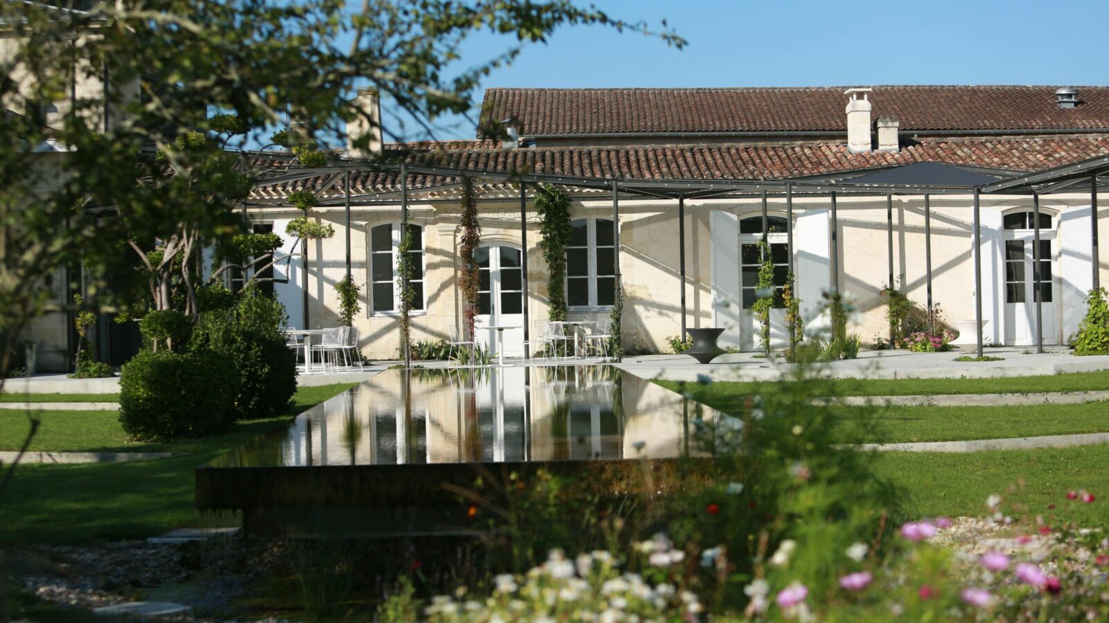 Chateau Chasse Spleen Moulis en Médoc MIroir d'eau