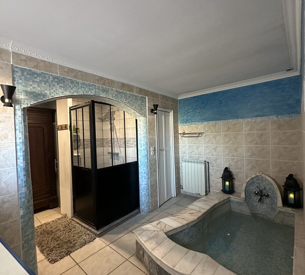 LOCATION EL MADANI MOULIS EN MEDOC (2)