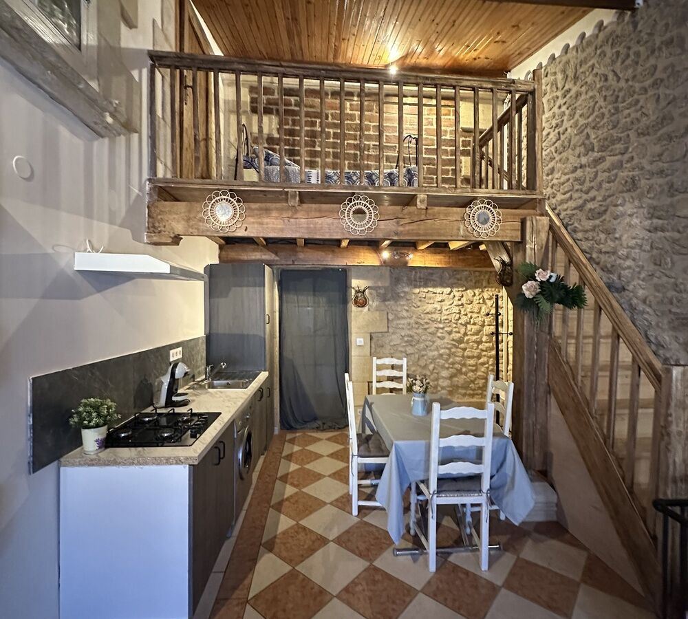 LOCATION EL MADANI MOULIS EN MEDOC