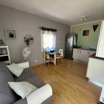 LOCATION SABAU LAETITIA AVENSAN 