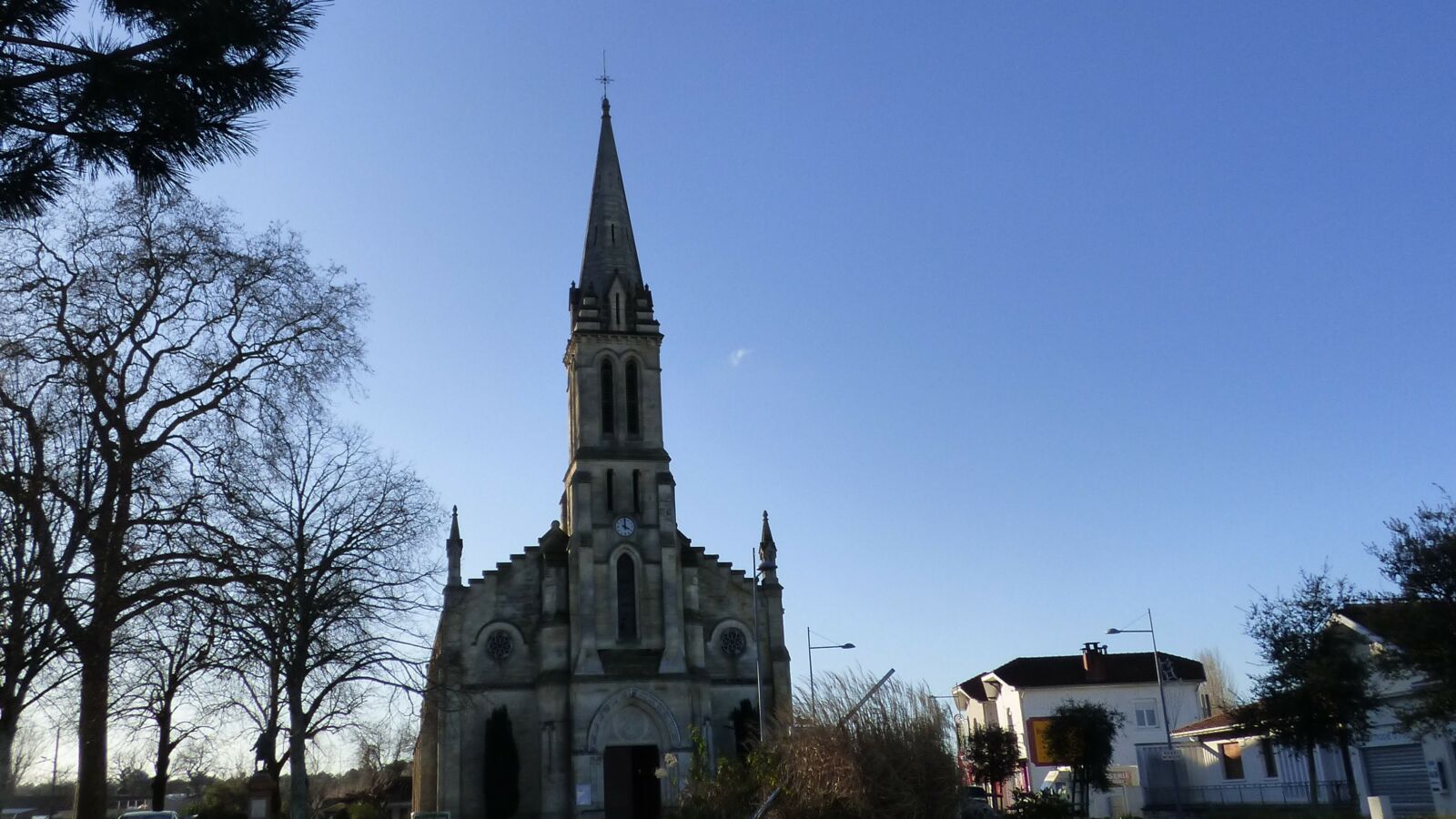Eglise de Le Porge 